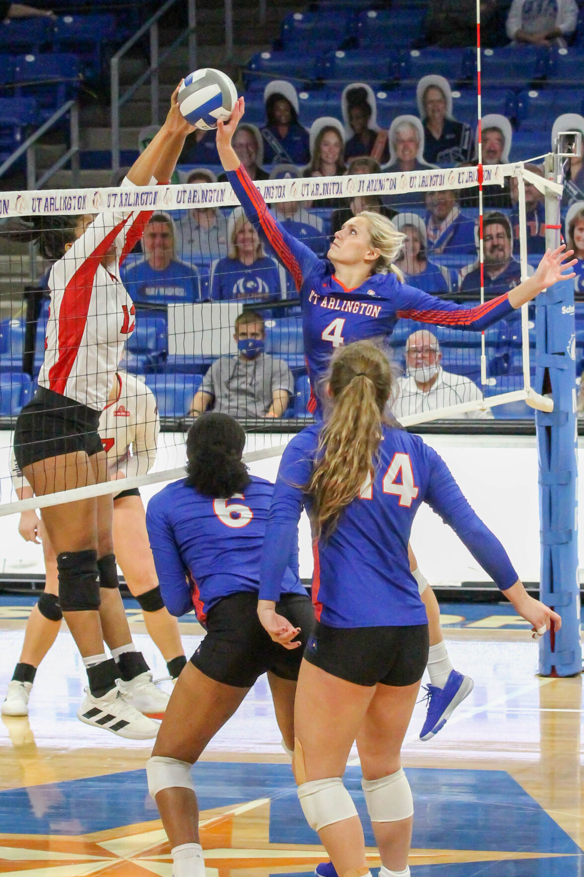 Photos: UTA volleyball drops two out of three matches in weekend series to Louisiana-Lafayette